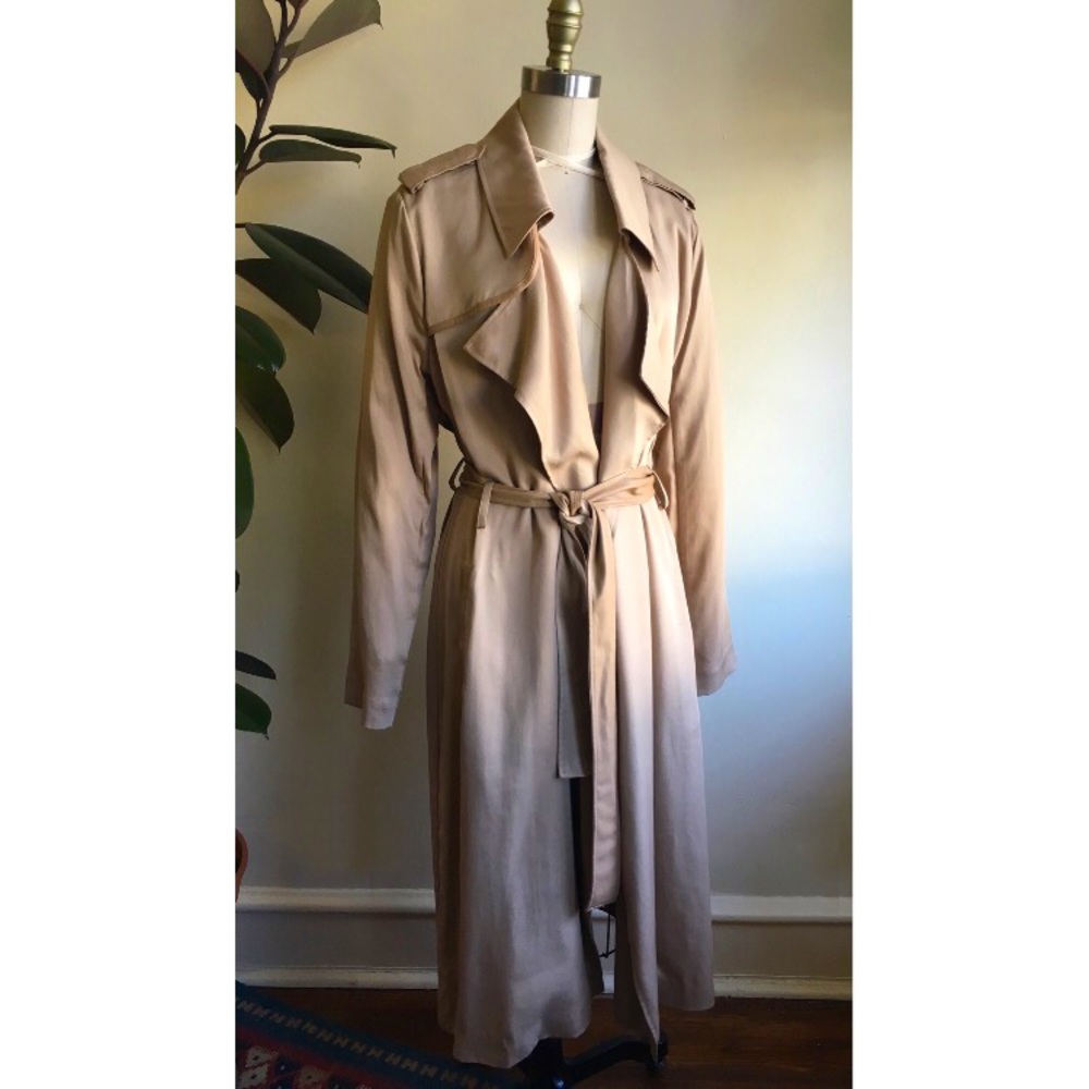 Badgley Mischka // Angelina Tencel Trench Coat
